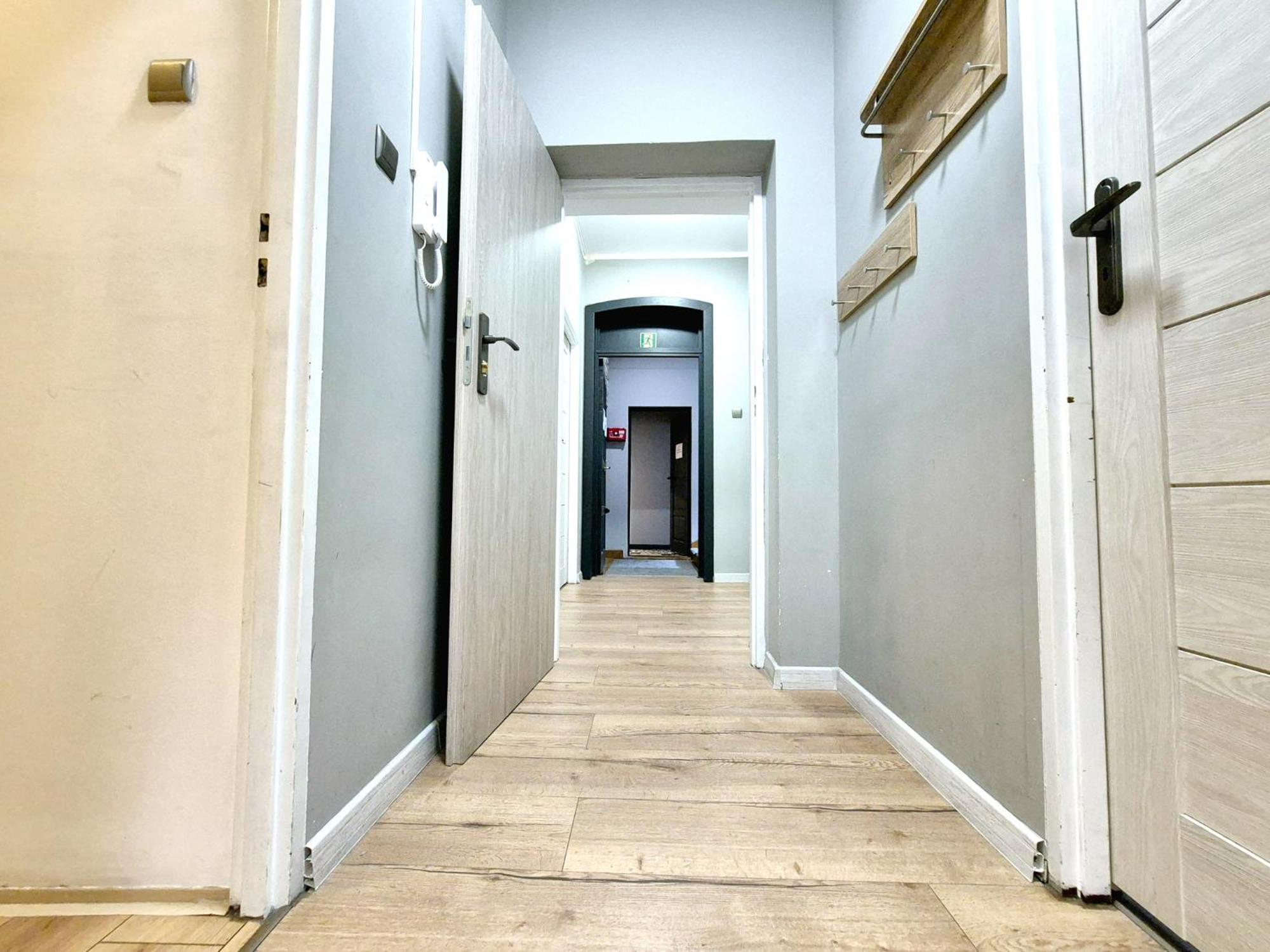 Hostel Pini - Przytulne W Centrum Krakowa